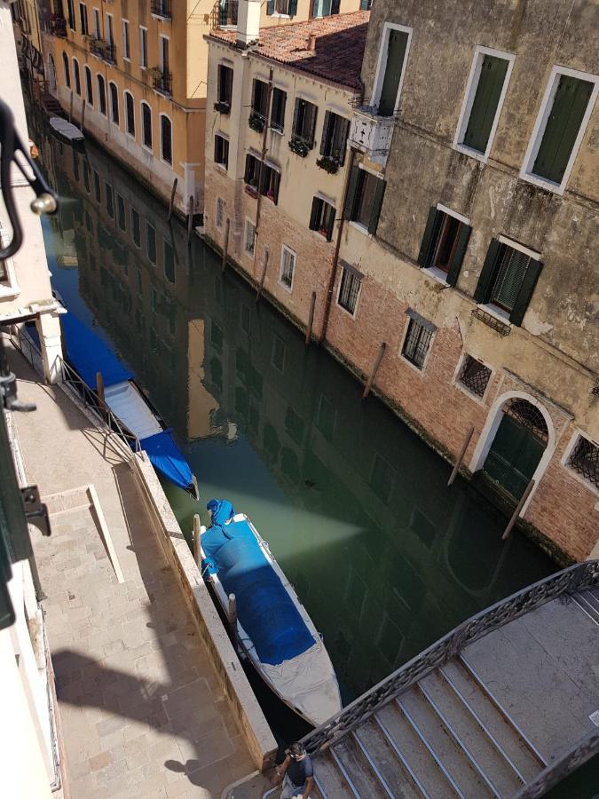Ca' Cappello Venice Apartment 2 With Canal View Exterior photo