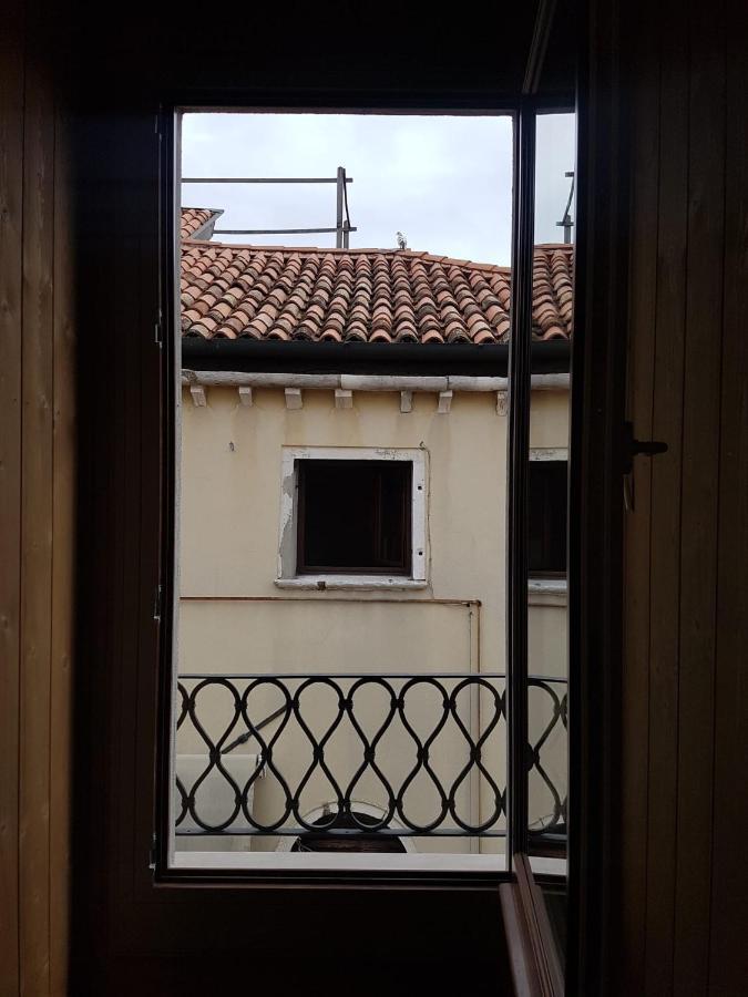 Ca' Cappello Venice Apartment 2 With Canal View Exterior photo